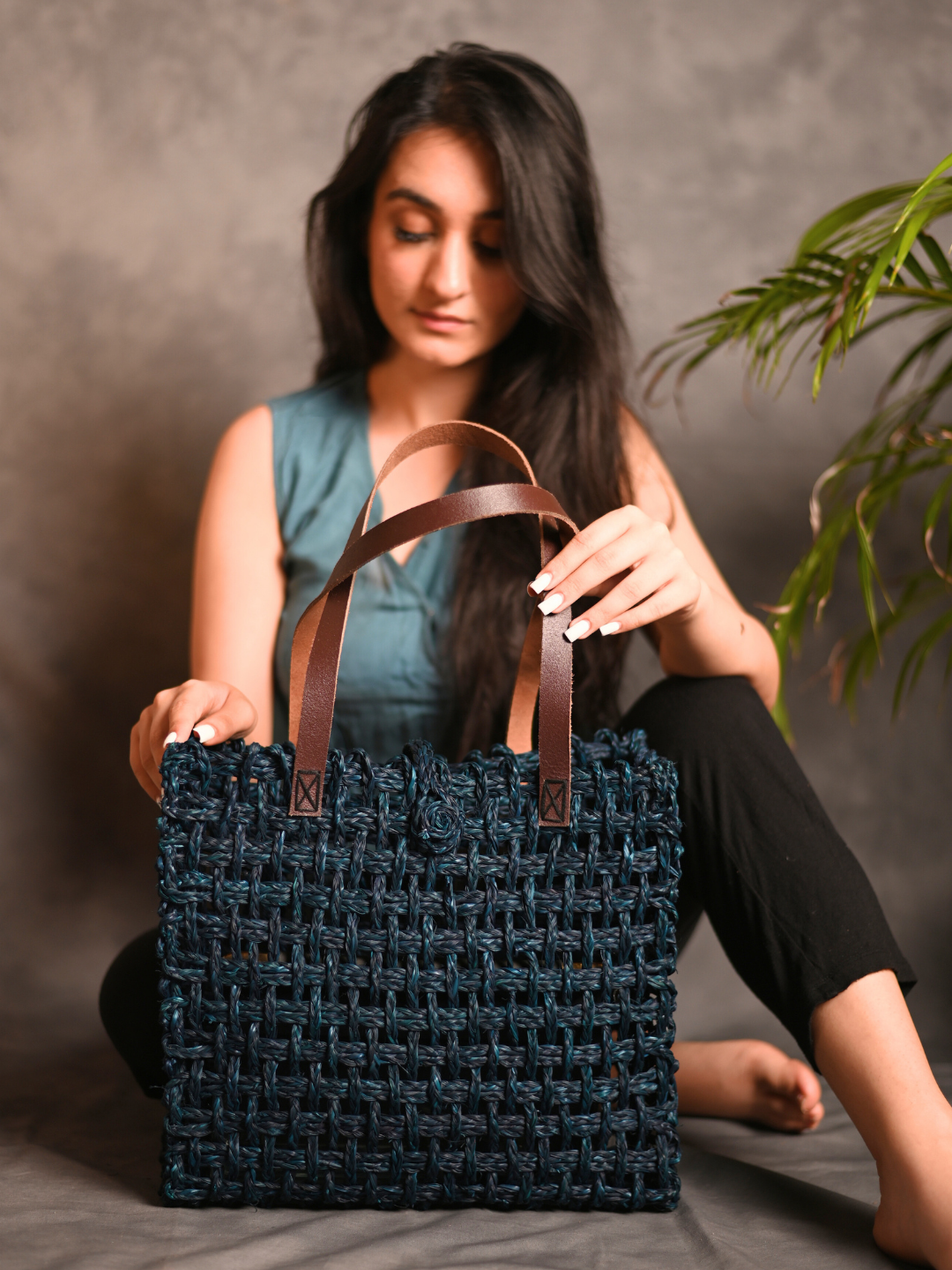 Handmade Sabai Grass Mesh Bag - Neer