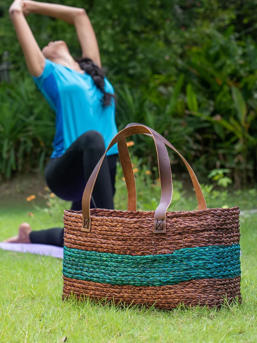 Handmade Sabai Grass Shopping Bag - Brown & Indigo