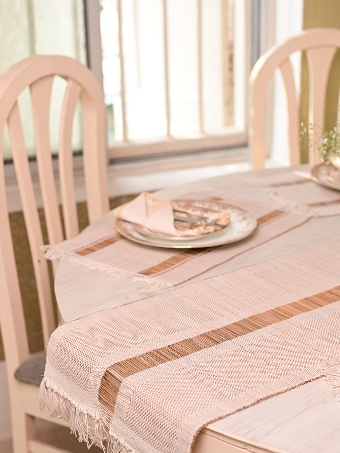 Handmade Madhurkatti Table Runner and Mat Combo - White - Kadam Haat